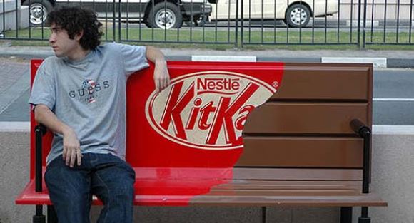 Lee más sobre el artículo Con creatividad y humor no se necesita de mucho dinero para publicitar